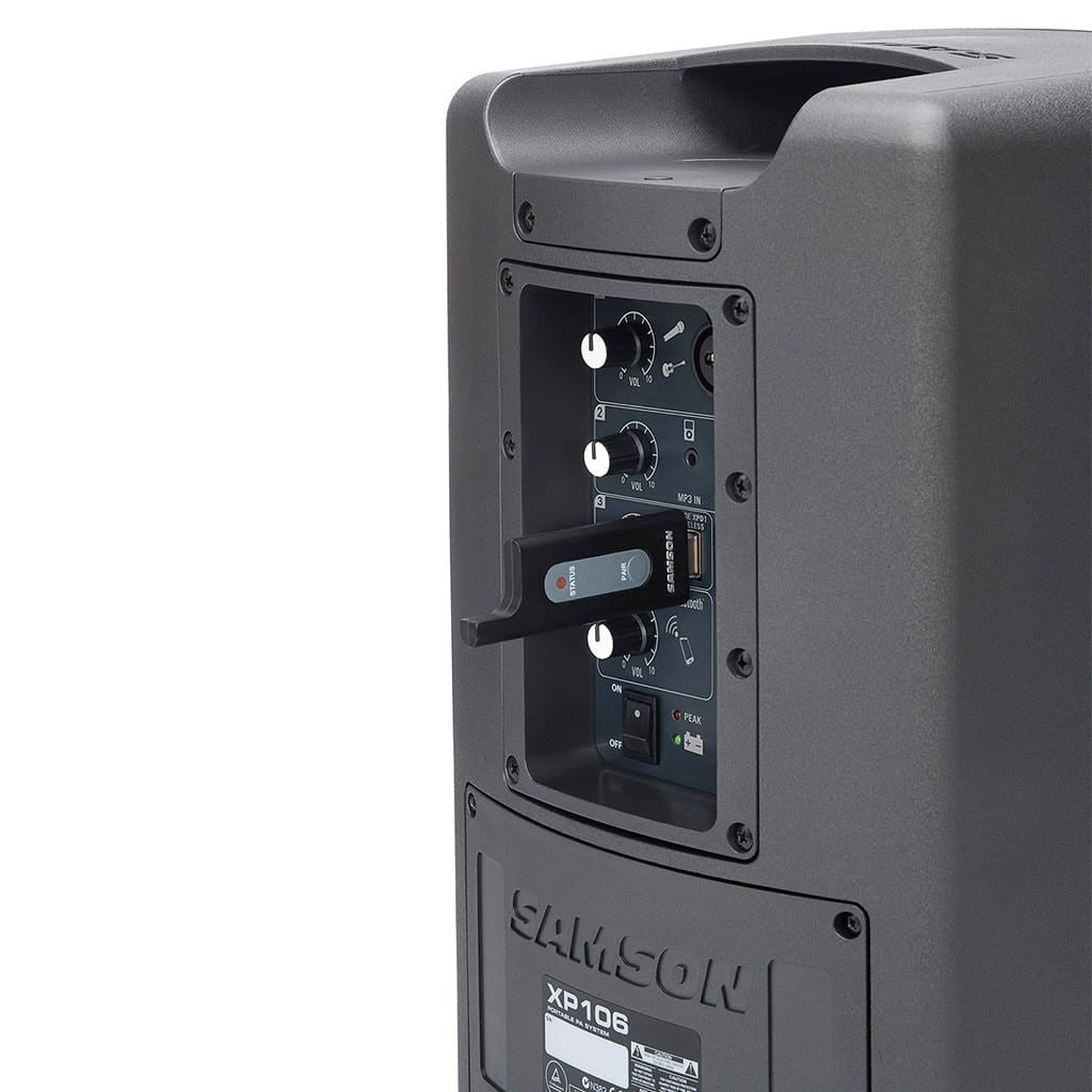 Samson Expedition XP106w Portable PA with Wireless Mic